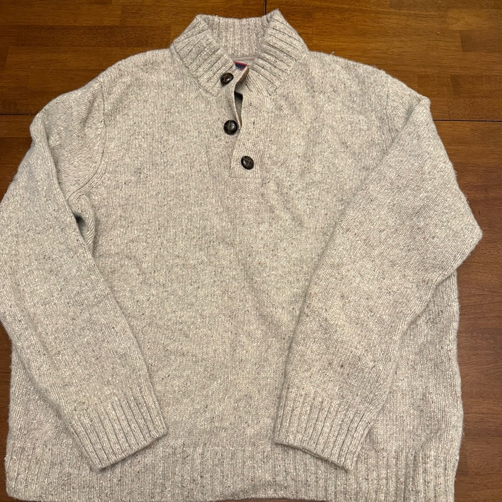 Men's Gray Sweater with Button Collar